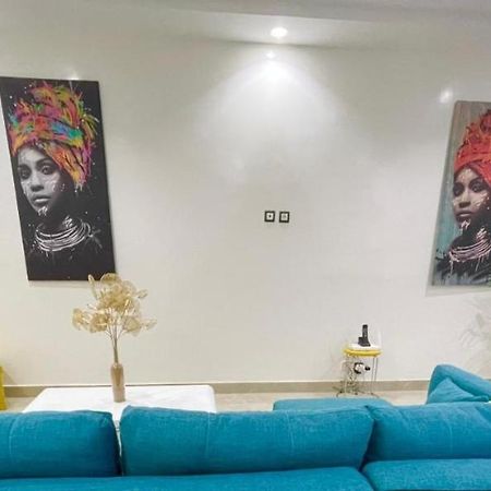 Room In Apartment - Quiet Room In Residence No69 Dakar Exterior foto